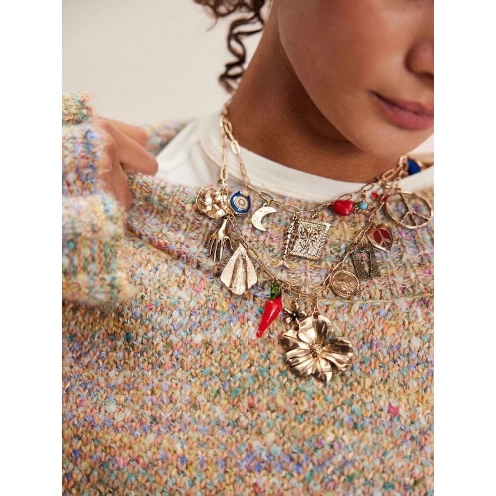 Free People Maxamillion Charm Necklace Gold Tone Flower Power - Picture 6 of 10